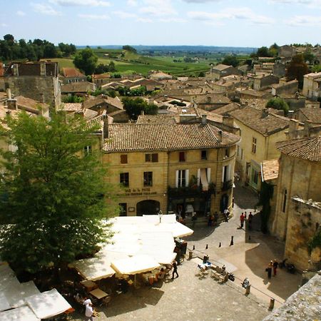 Bleu Raisin Bed & Breakfast Les Salles-de-Castillon Exterior foto